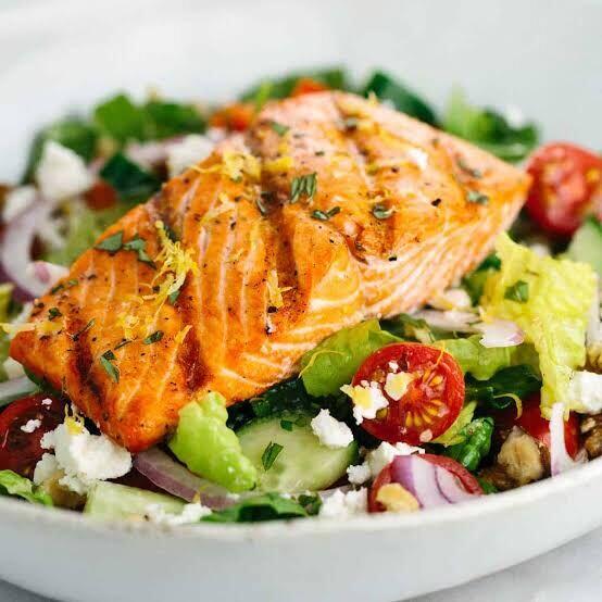 Zaferan Salmon Salad