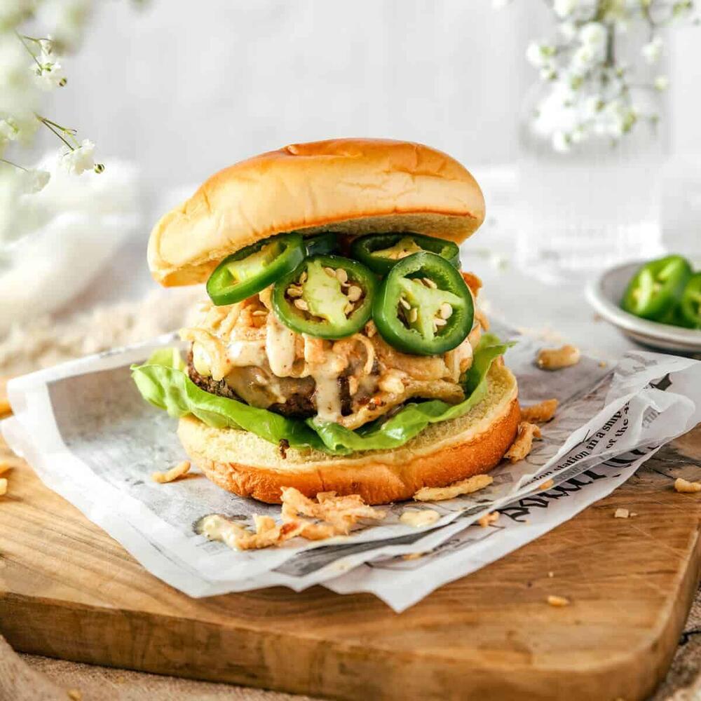 Jalapeneo Cheese Burger